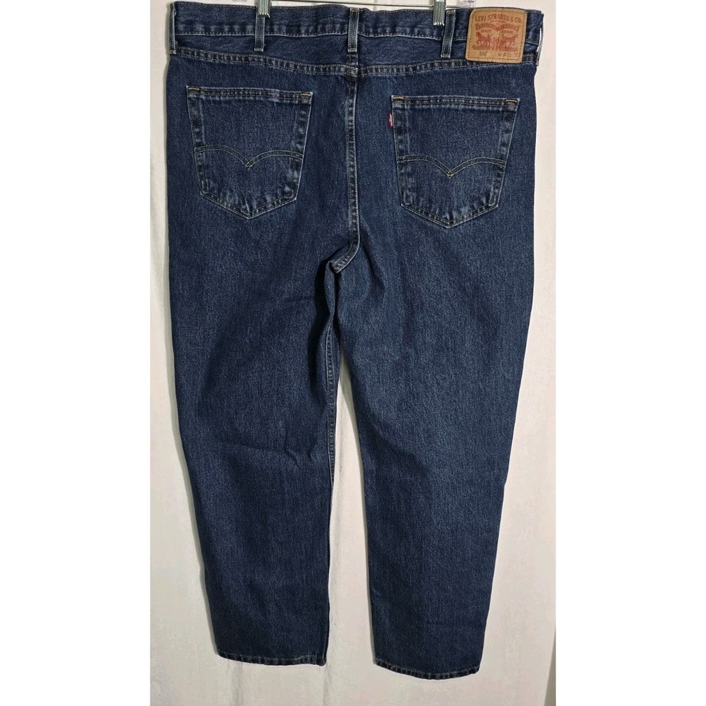 Levi's 550 Mens Relaxed Fit Light Dark Wash Denim‎ Jeans 42x30 - Picture 2 of 8